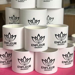 Шляпныя-коробка-с-логотипом-enfleur
